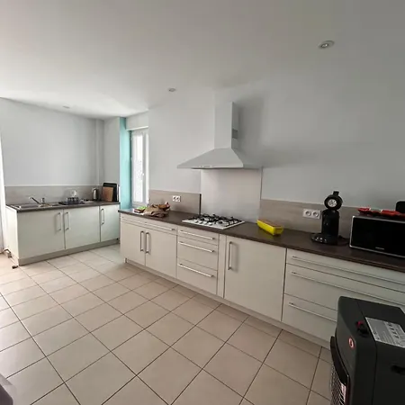 Maison De Famille *